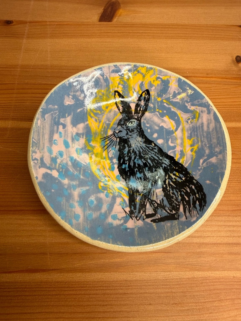 🇨🇦 Handmade pottery - rabbit motif for plate